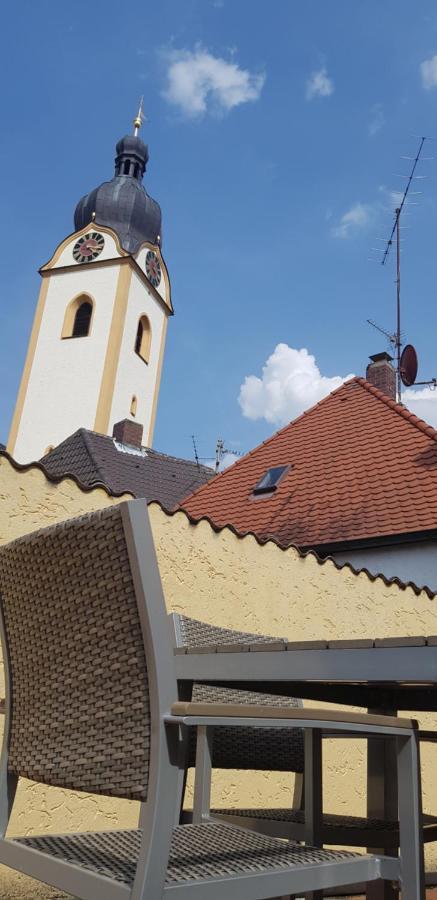 Boardinghouse Marktplatz Schwandorf in Bayern Buitenkant foto